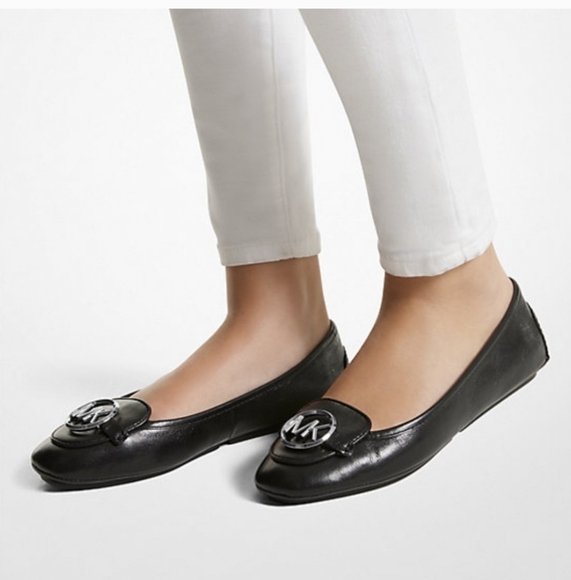 Michael Kors LILLIE Black Leather Driving Loafer Flats Size 7.5 Women - Picture 1 of 12